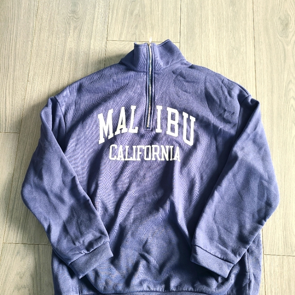 Zipped sweat shirt